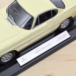 Volvo 1800 S 1967 Beige - 600Stk. Norev 1:18 Metallmodell